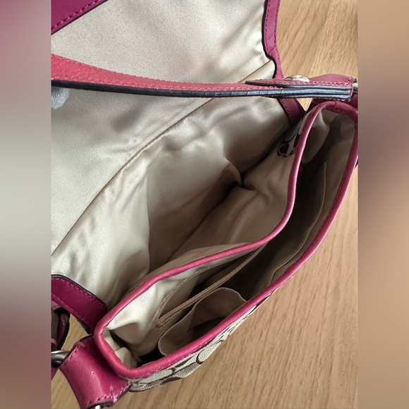 Authentic Coach monogram soho shoulder bag - Picture 16 of 17